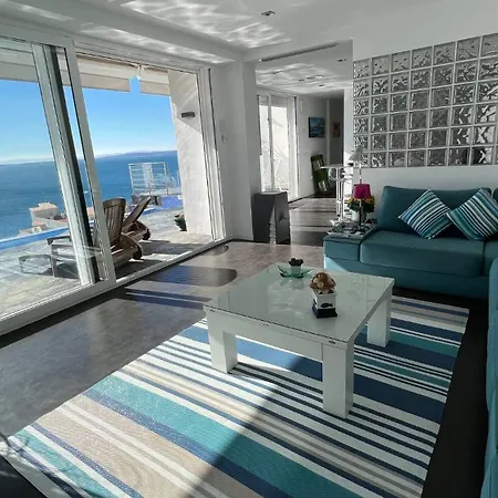 Holiday home Preciosa Casa Con Piscina Desbordante Y Vistas Al Mar *