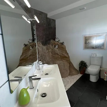 Preciosa Casa Con Piscina Desbordante Y Vistas Al Mar Holiday home *
