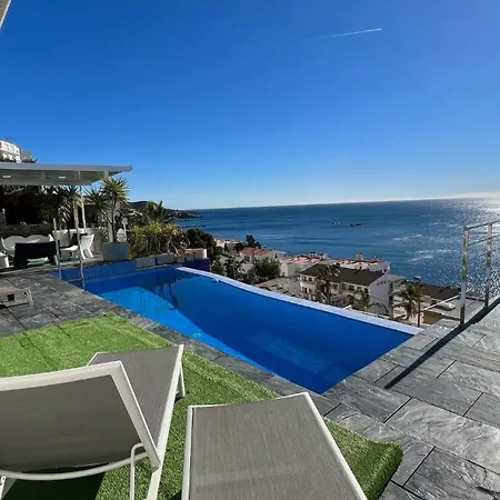 Preciosa Casa Con Piscina Desbordante Y Vistas Al Mar * Roses